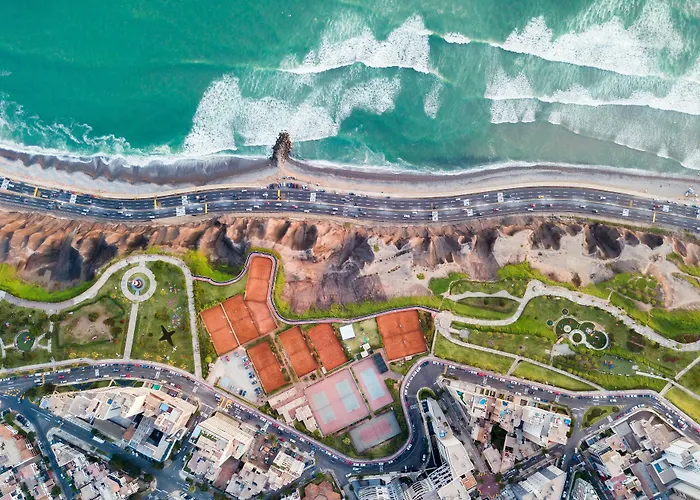 Lima Hotels