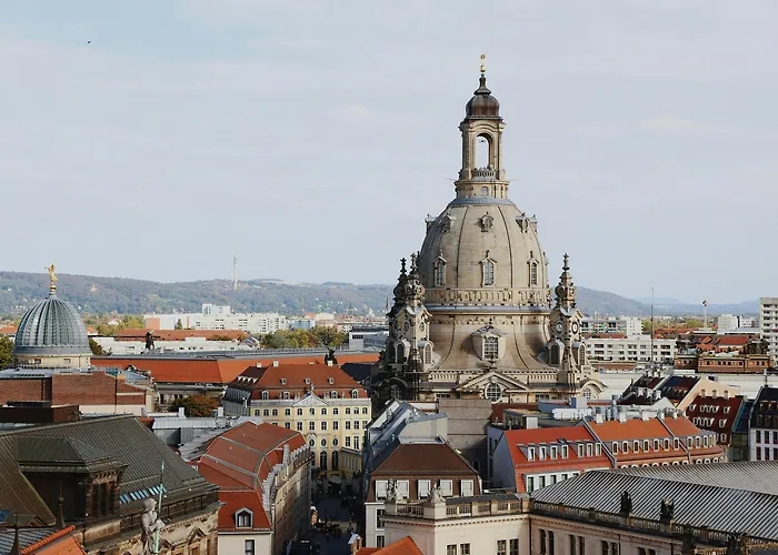 Dresden Hotels With Jacuzzi in Room
