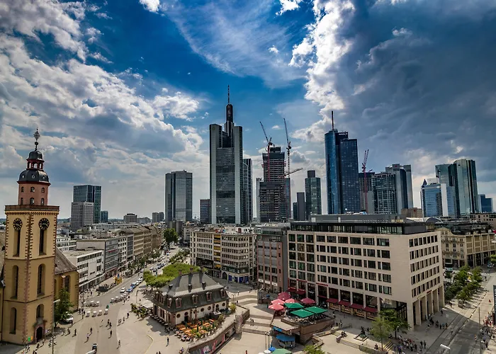 Frankfurt am Main Hotels With Jacuzzi in Room