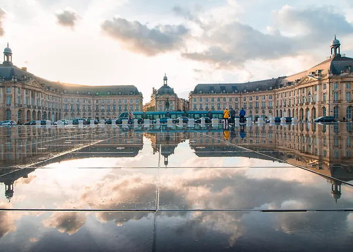 Bordeaux Beach hotels