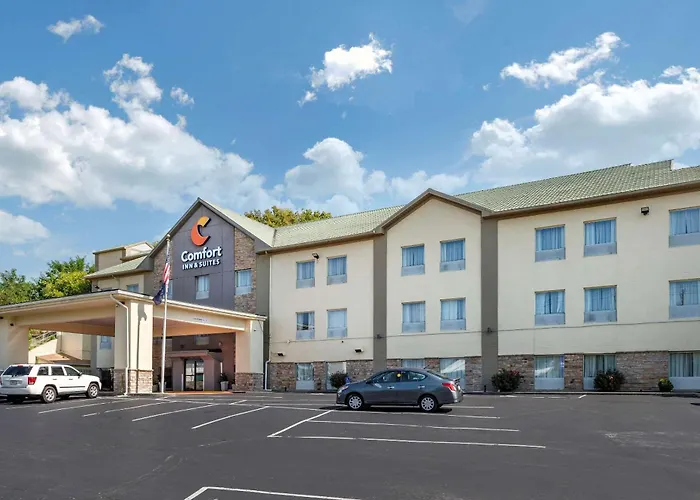 Cincinnati Hotels With Jacuzzi in Room