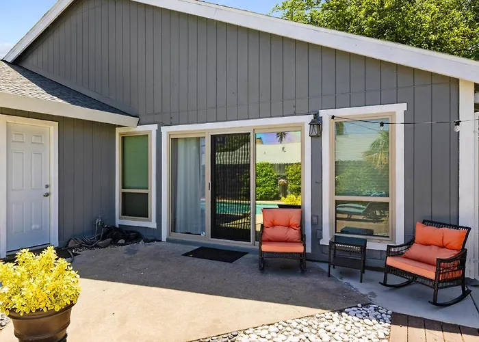 Sacramento Villas with private pool