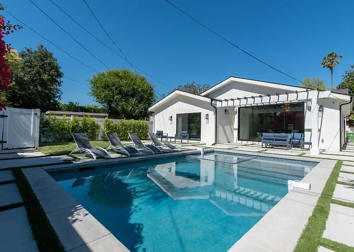 Huntington Beach Villas with private pool