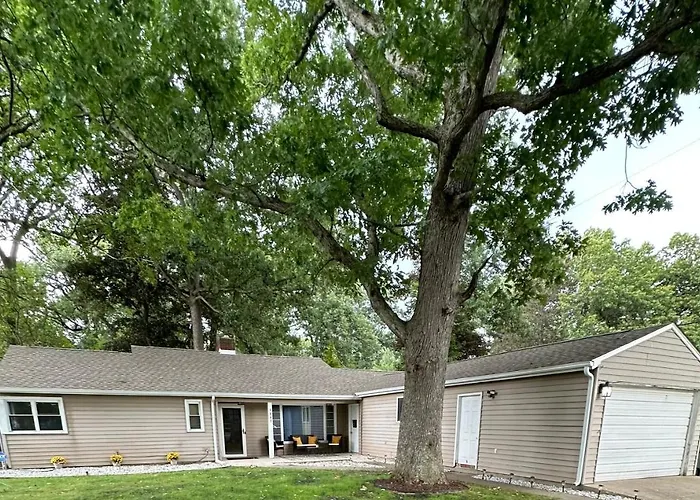 South Bend Family villas