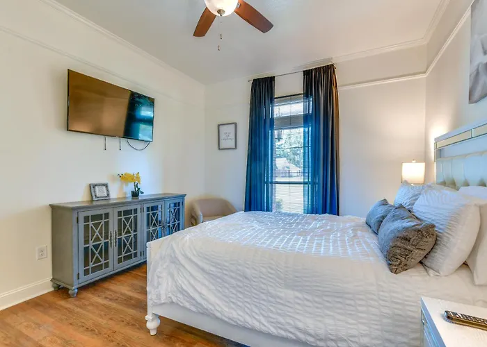 Baton Rouge Villas with private pool