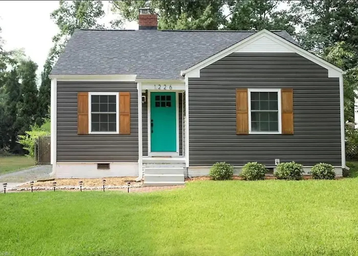 Greensboro Family villas