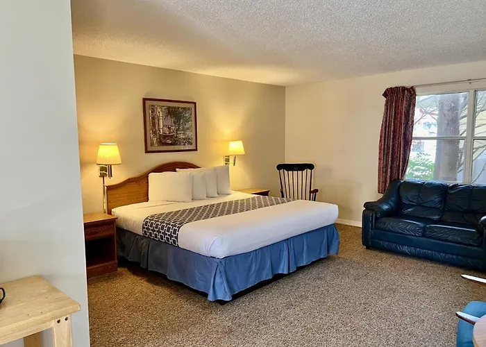 Maggie Valley Hotels With Jacuzzi in Room