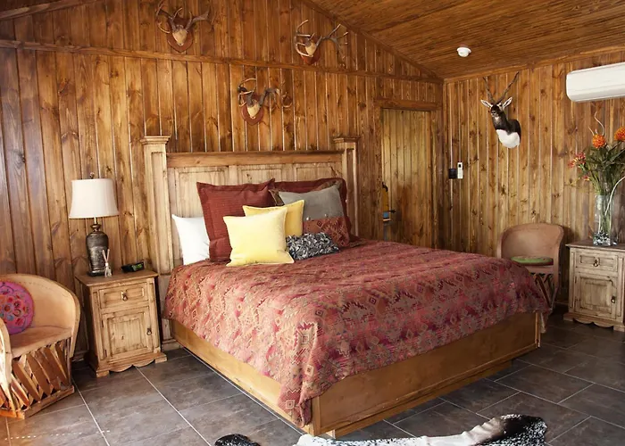 Uvalde Hotels