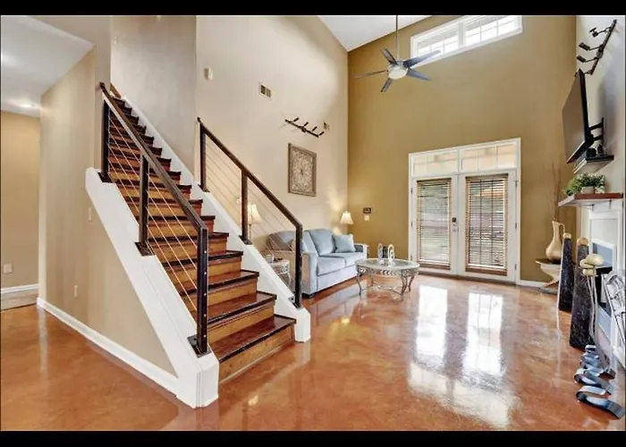Memphis Family villas