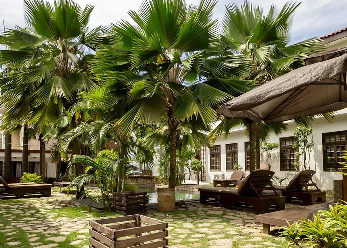 hotels near 