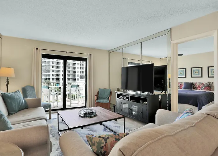New Smyrna Beach Villas with private pool