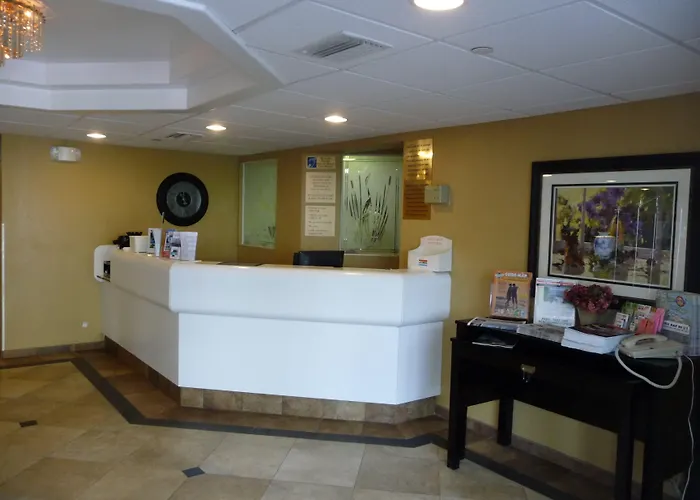 Clearwater Beach Hotels With Jacuzzi in Room