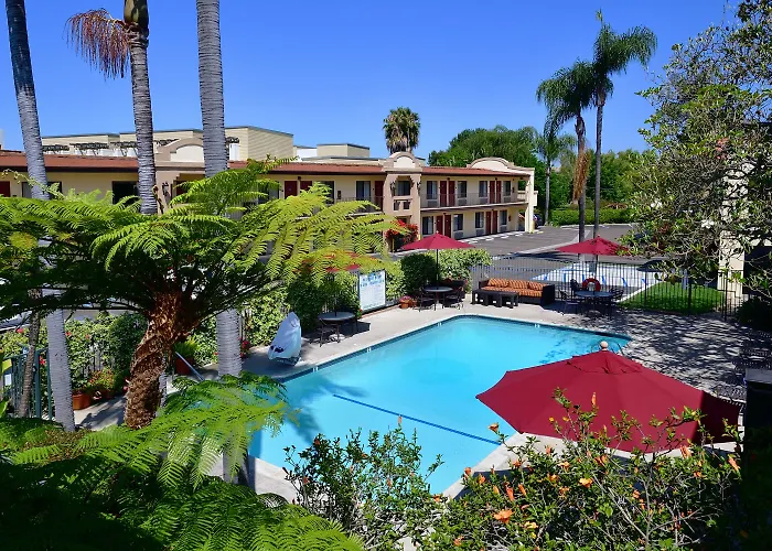 hotels near 