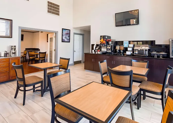Hammond Hotels