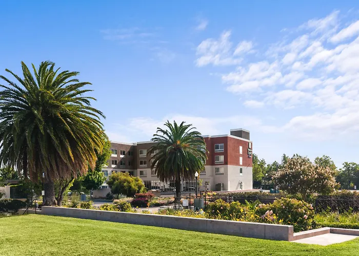Casino Hotels in Santa Rosa