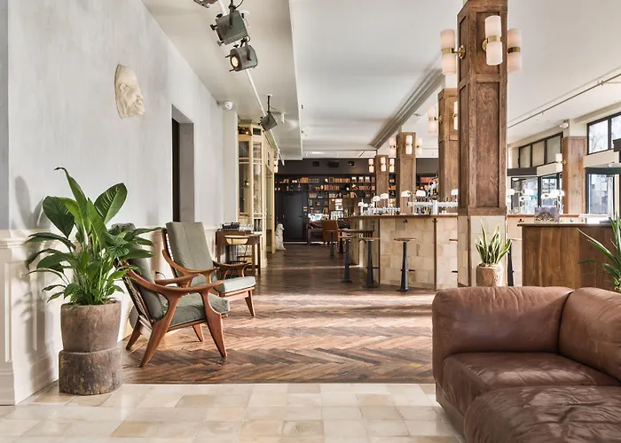 hotels near 