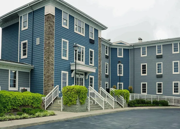 Chincoteague Hotels