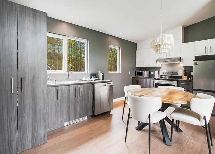 Mont-Tremblant Villas with private pool