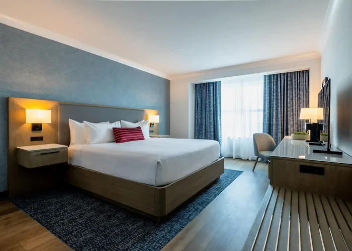 Casino Hotels in Hallandale Beach