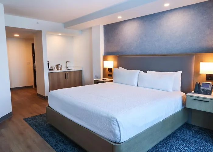 Casino Hotels in Hollywood