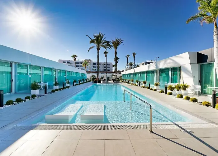 hotels near 